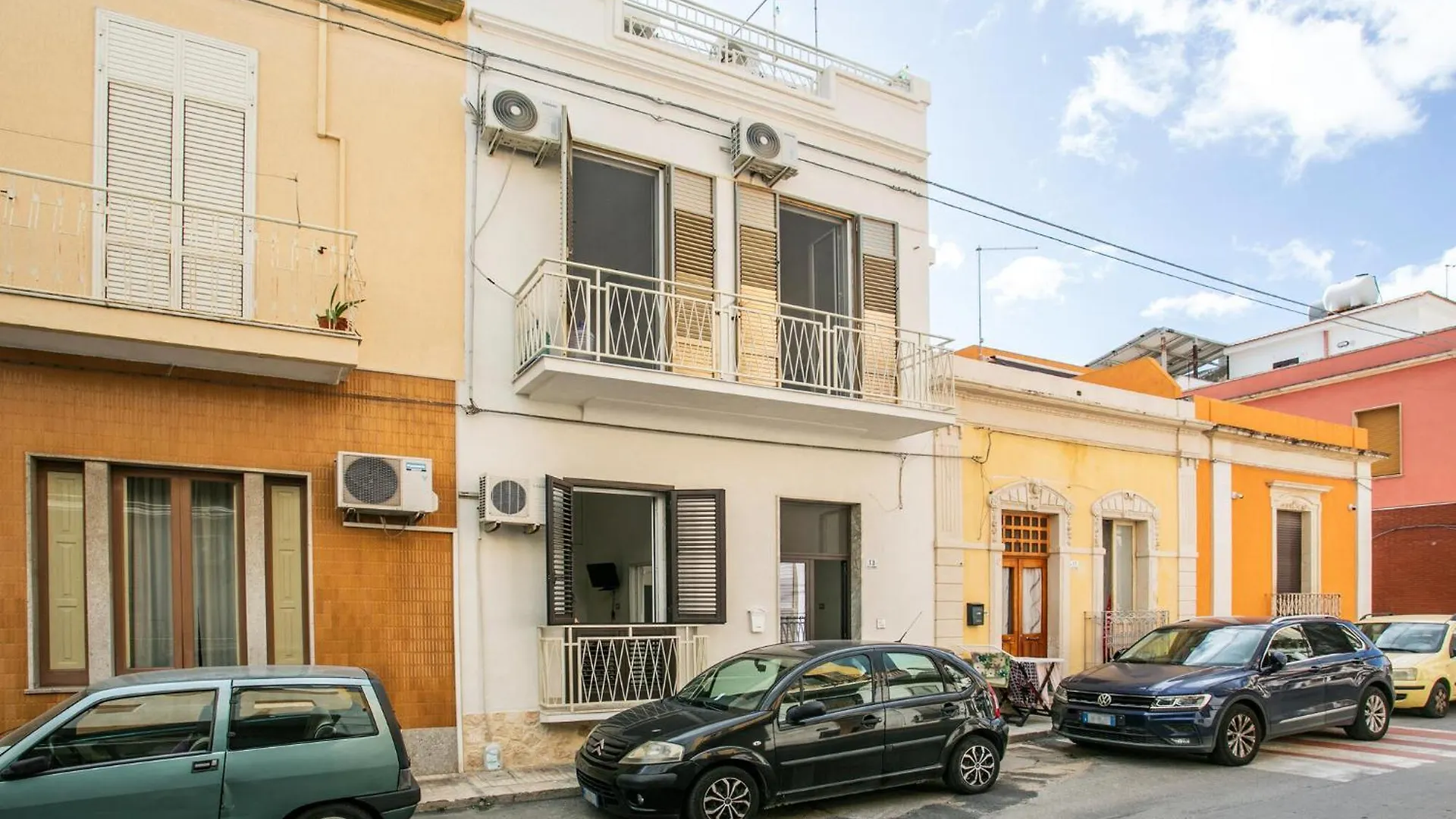 Holiday home 3 Bedroom Amazing Home In Avola